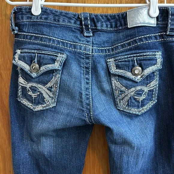 Maurice Women's Denim Capris - Picture 7 of 8